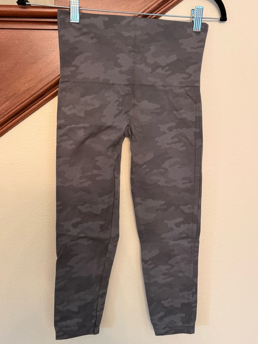 SPANX Grayish-Green Camo High-Waist Leggings